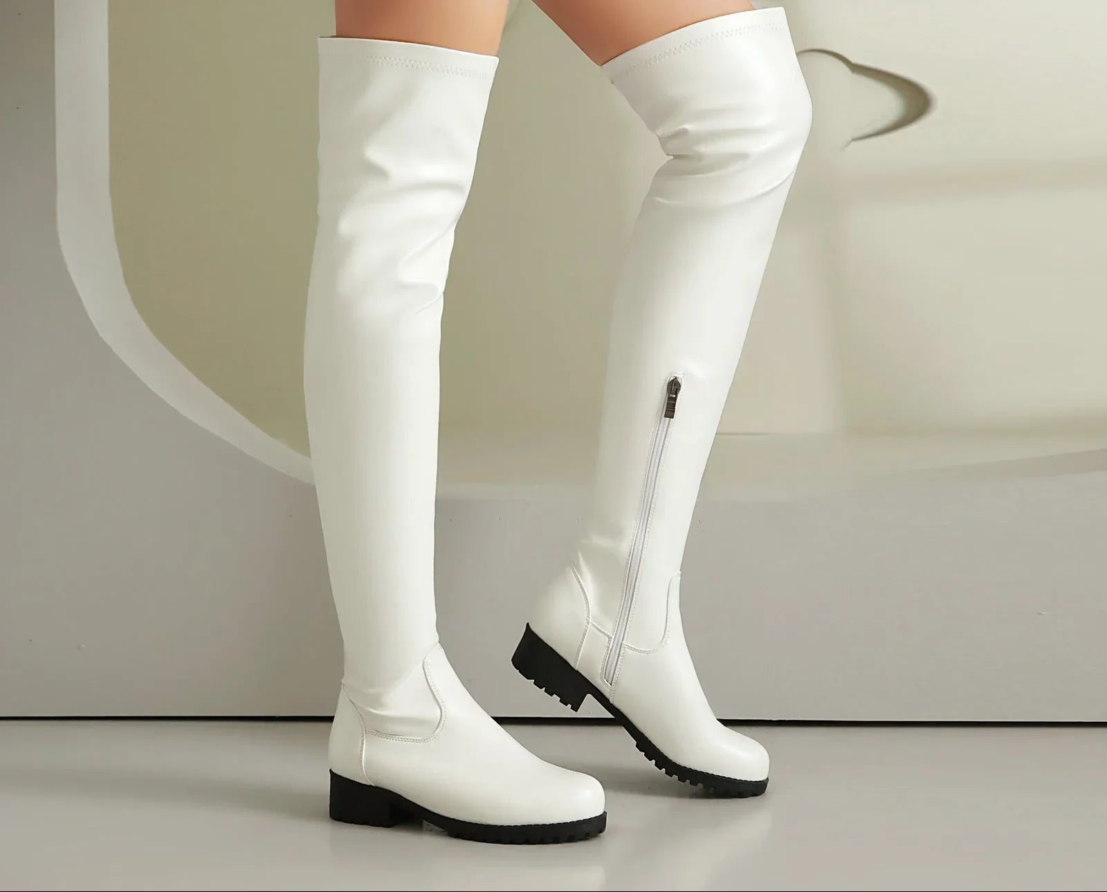 Stretchy Over-the-Knee vs Tall Boots 2026