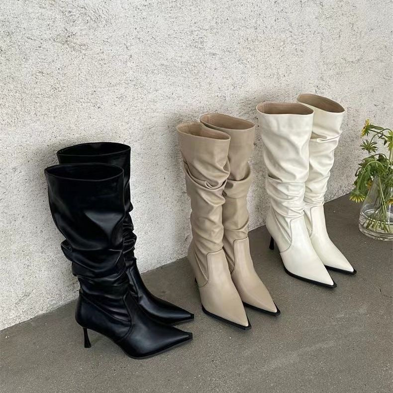 Retro Pointed Toe Stiletto Knee Boots – pointed toe detail alternate view