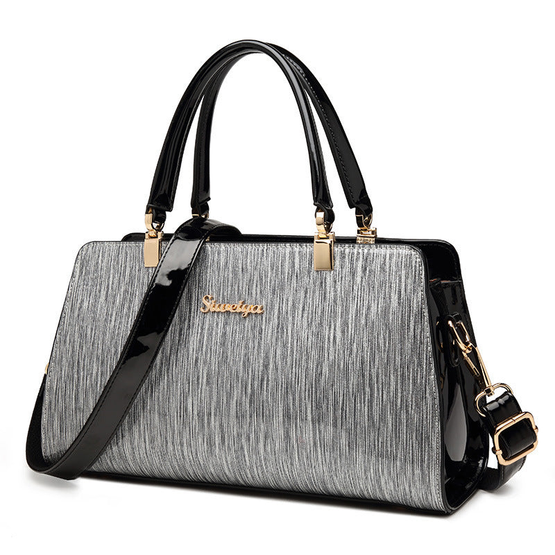 Sarah Express Structured Contrast Messenger Handbag