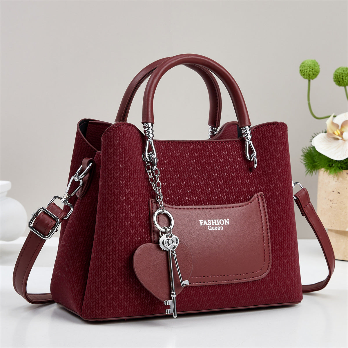 Sarah Express Large Capacity PU Leather Messenger Bag