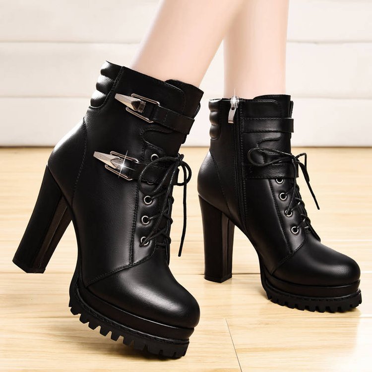 Sarah Express Round Toe Platform Ankle Boots