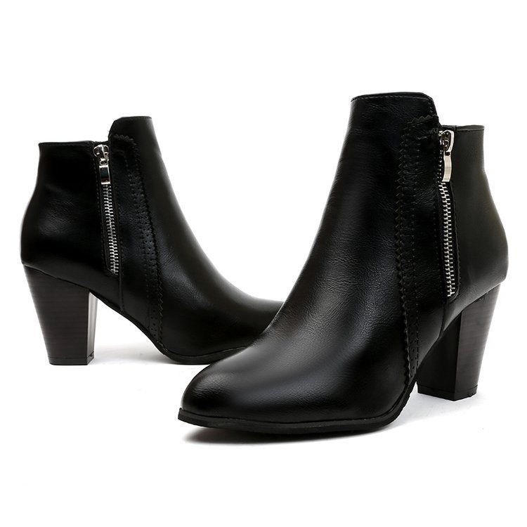 Sarah Express Retro Pointed Toe Chunky Heel Ankle Boots