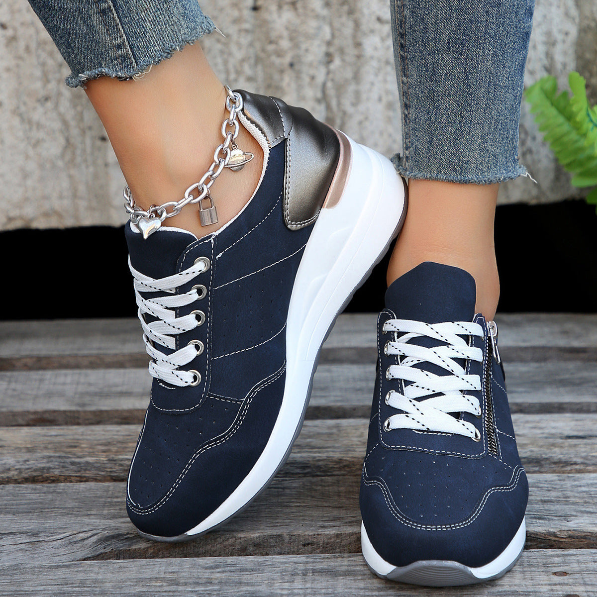 Sarah Express Women's Lace-Up Low Top Sneakers