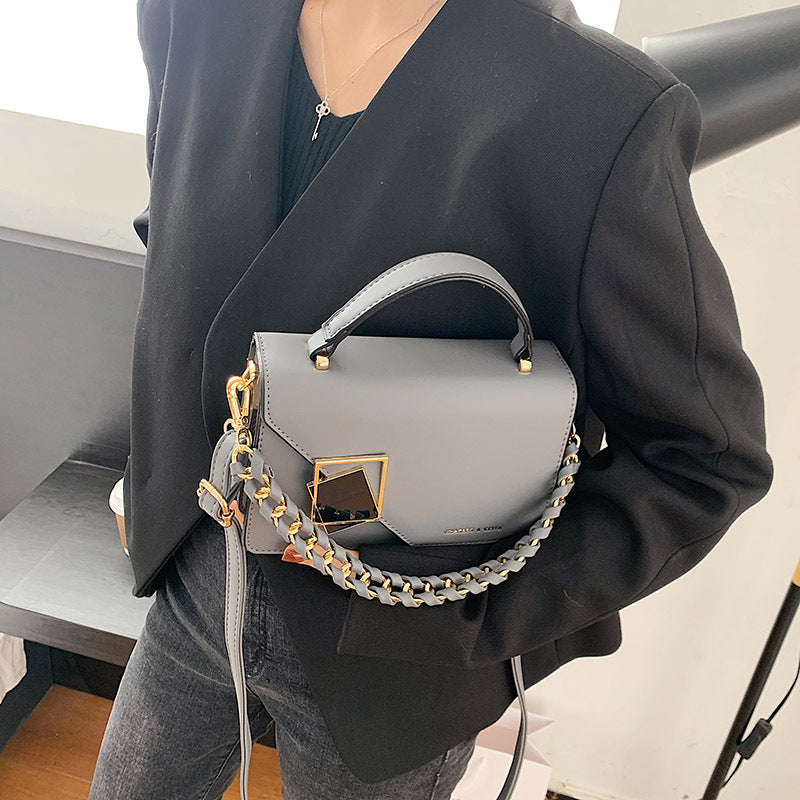 Sarah Express Chain Strap Square Crossbody Handbag