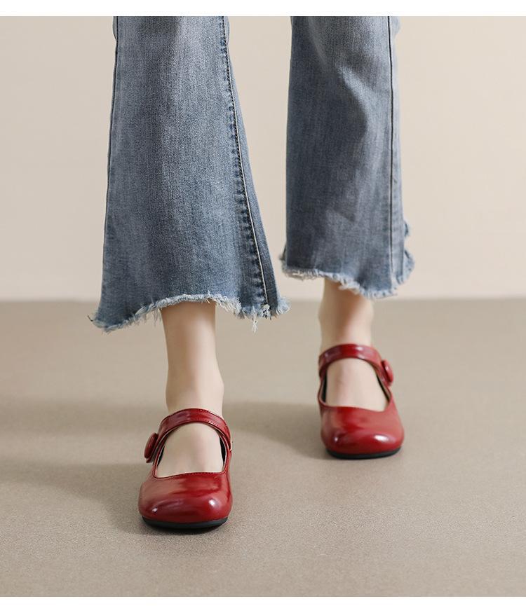 Sarah Express Women's Classic Mary Jane Flat Shoes Red