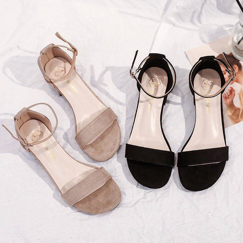 Sarah Express Low-Heeled Buckle Strap Peep-Toe Sandals