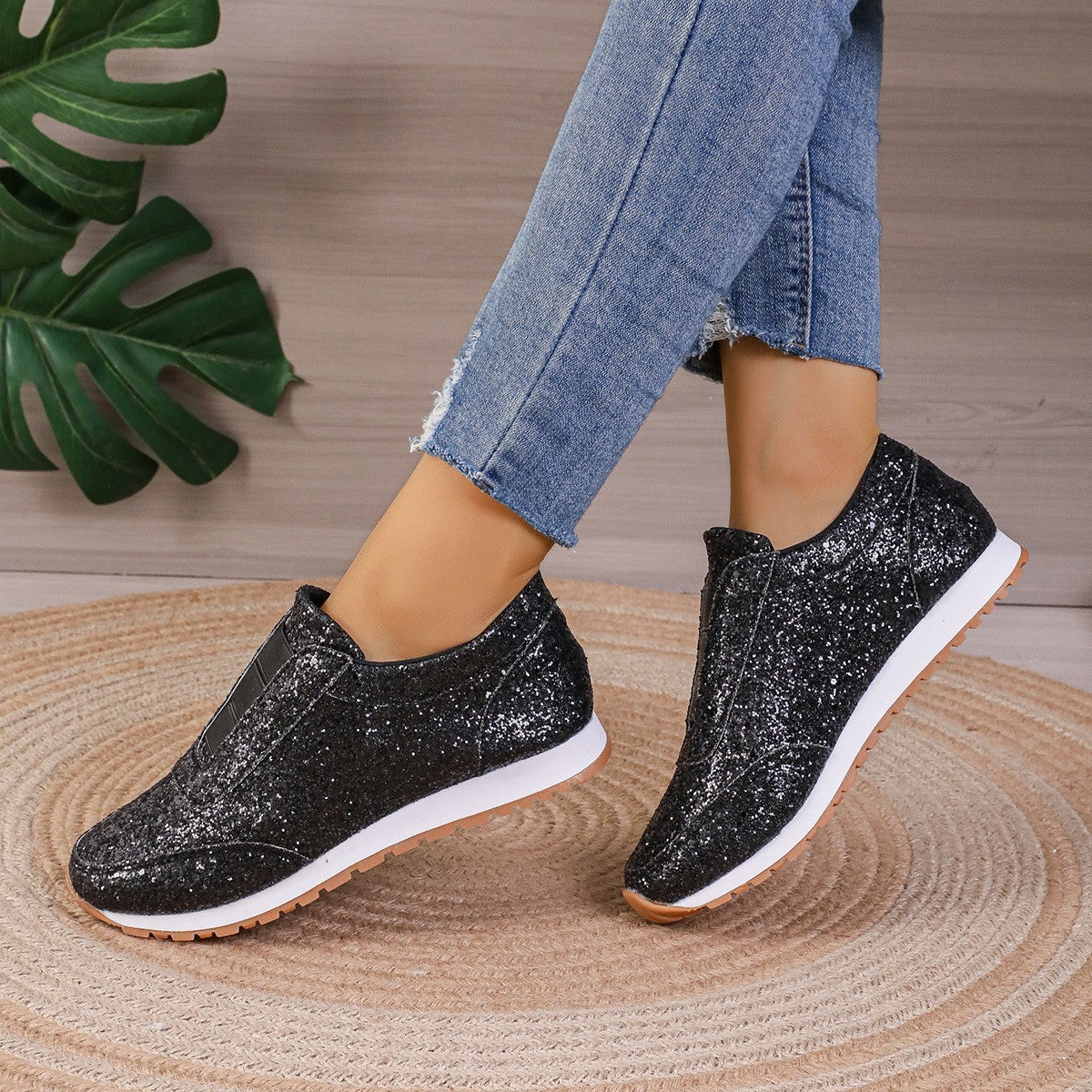 Sarah Express Women's Sequined Round-Toe Slip-On Flats