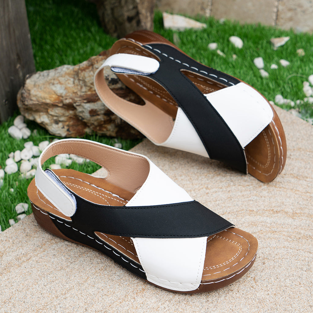 Sarah Express Women's Colorblock Wedge Sandals Black