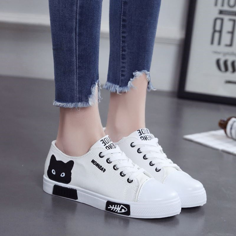 Sarah Express Playful Cat Print Canvas Sneakers