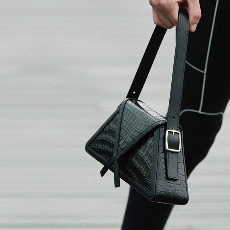 Sarah Express Stitching Contrast Trapezoid Shoulder Bag