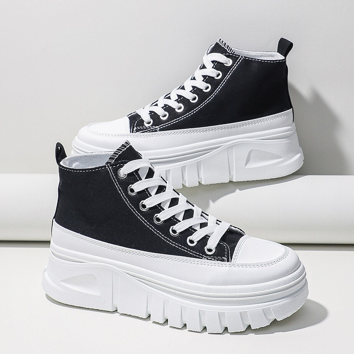 Sarah Express High Top Flatform Lace Up Sneakers Black