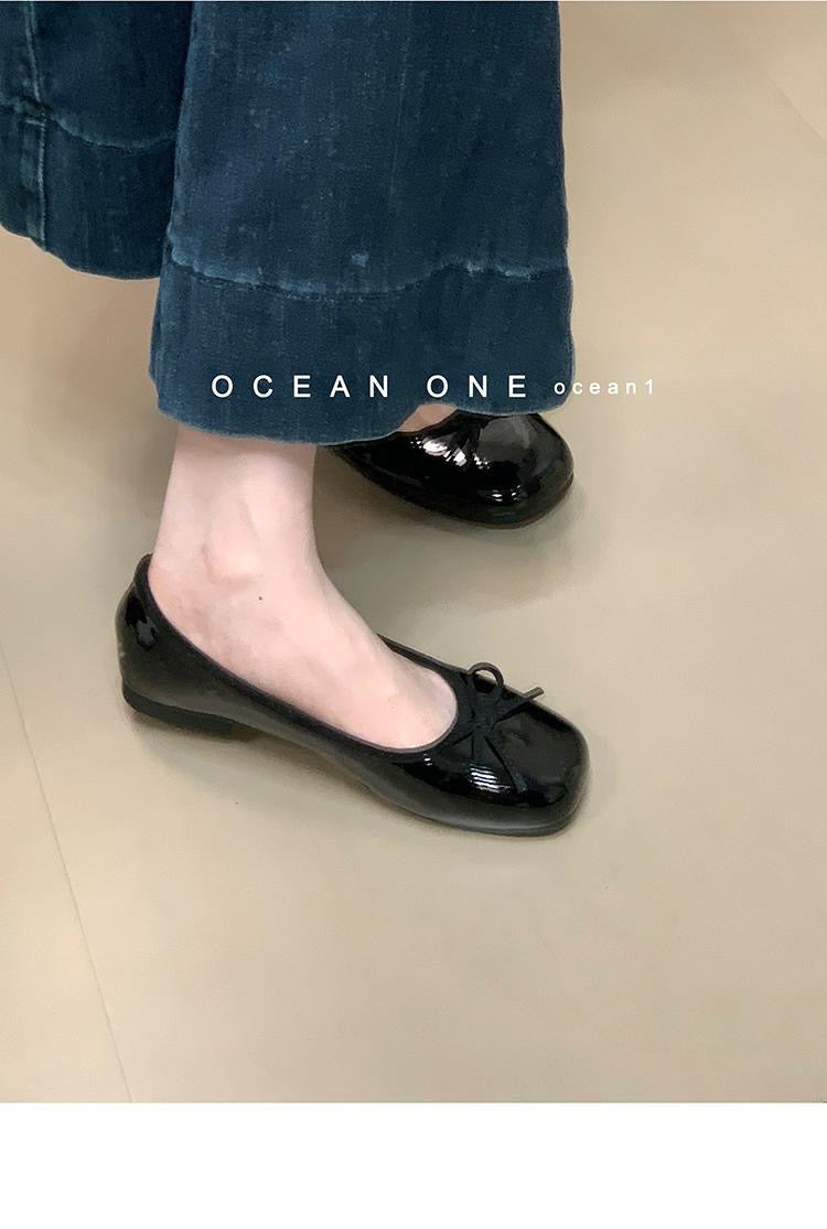 French Style Square Toe Ballet Flats – square toe detail alternate view 8