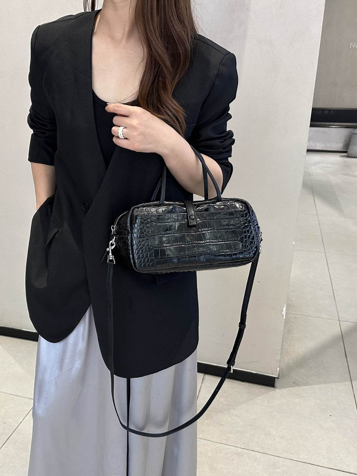 Sarah Express Crocodile Pattern Leather Toast Handbag