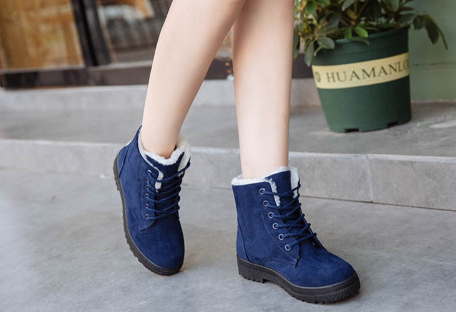 Sarah Express Women's Plush Lined Waterproof Snow Boots