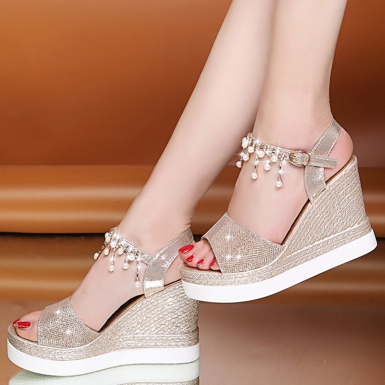 Sarah Express Beaded Platform Wedge Sandals Gold