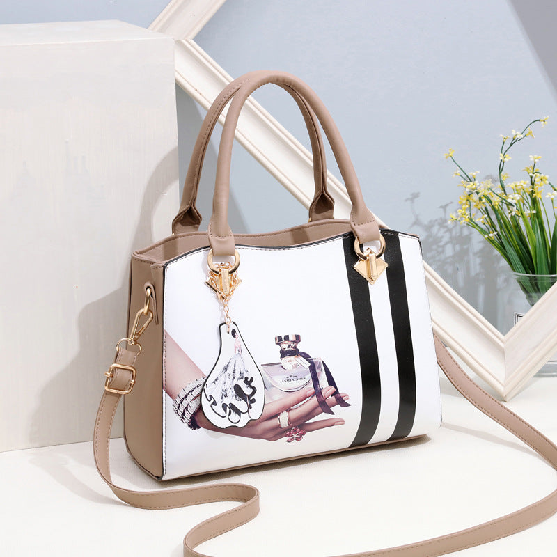 Sarah Express Graphic Print Structured Fashion Handbag