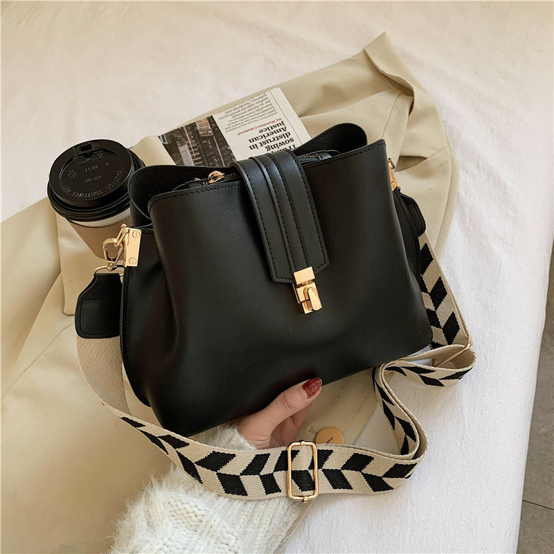 Sarah Express Retro Patterned Strap Bucket Messenger Bag Black