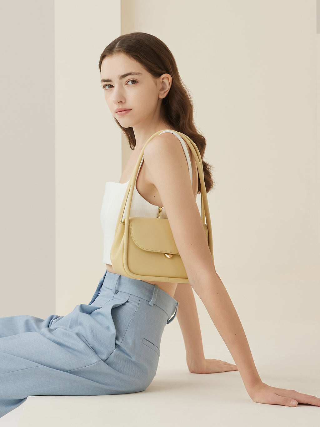 Sarah Express Minimalist Structured Underarm Handbag