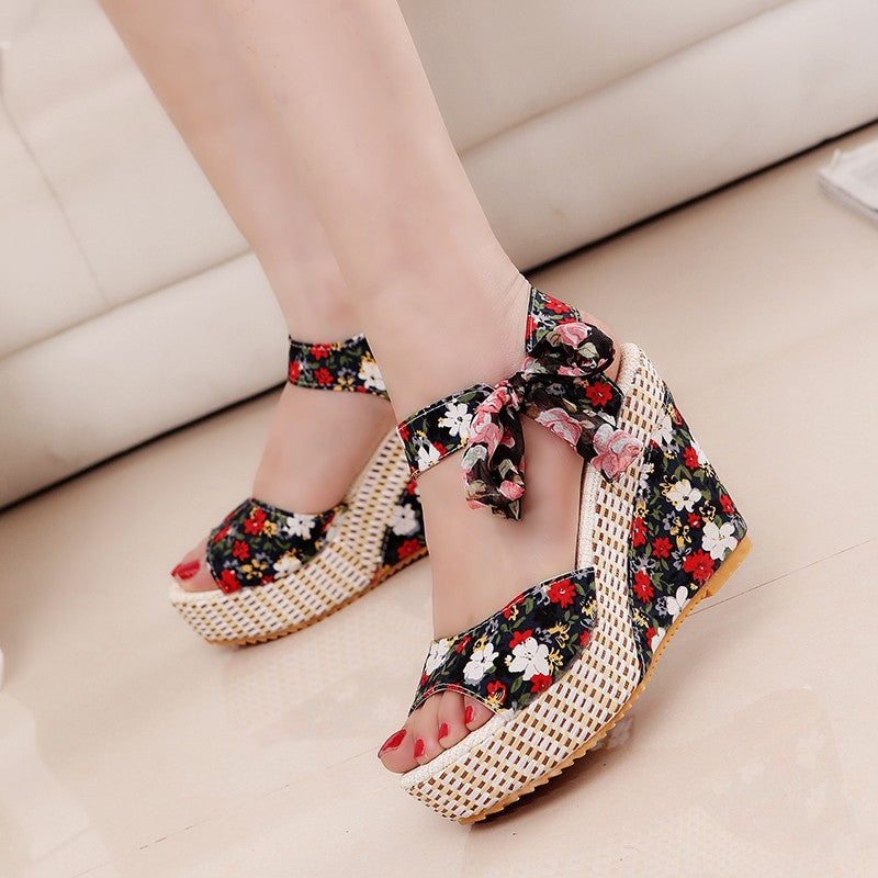 Sarah Express Bohemian Floral Wedge Sandals