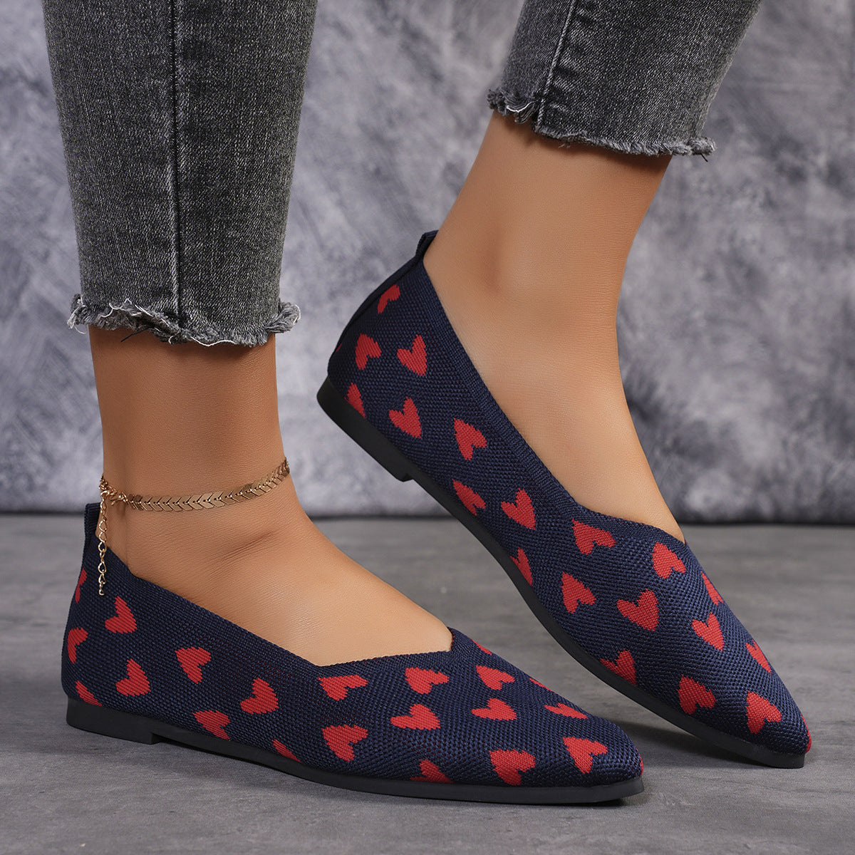 Sarah Express Heart Print Knit Pointed Toe Flats