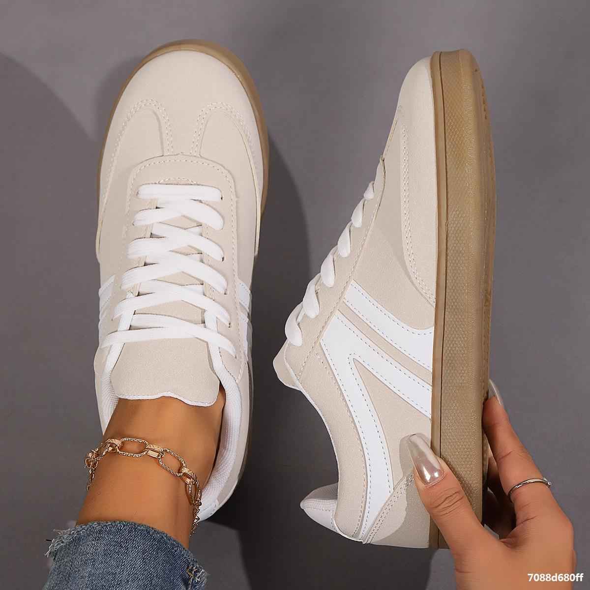 Sarah Express Women's Lace-Up Round Toe Flat Sneakers