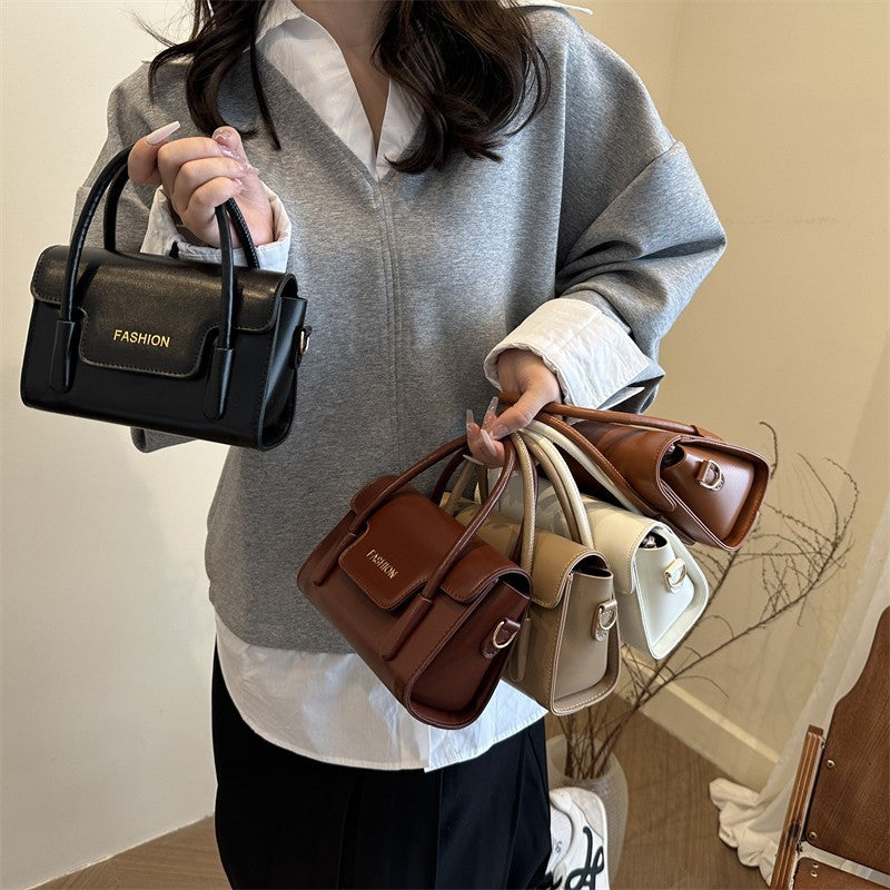 Sarah Express Quilted Minimalist Crossbody Bag