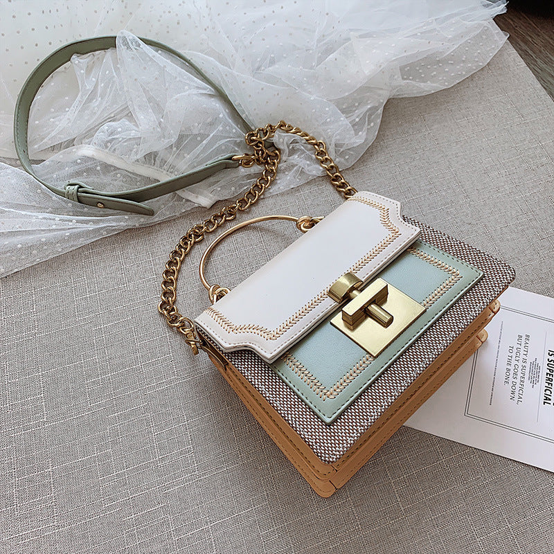 Sarah Express Textured Chain Shoulder Bag White