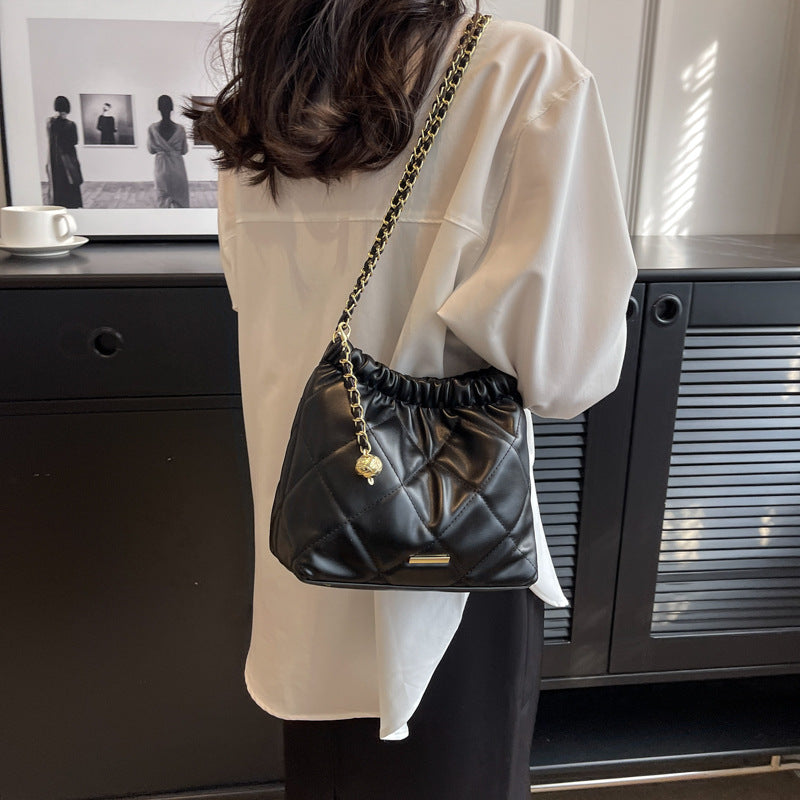 Sarah Express Quilted Rhombus Chain Shoulder Messenger Bag Black