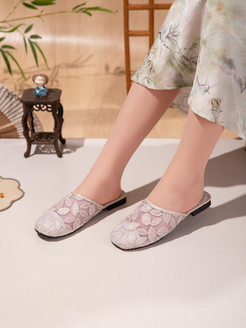 Sarah Express Women's Embroidered Mesh Mule Flats