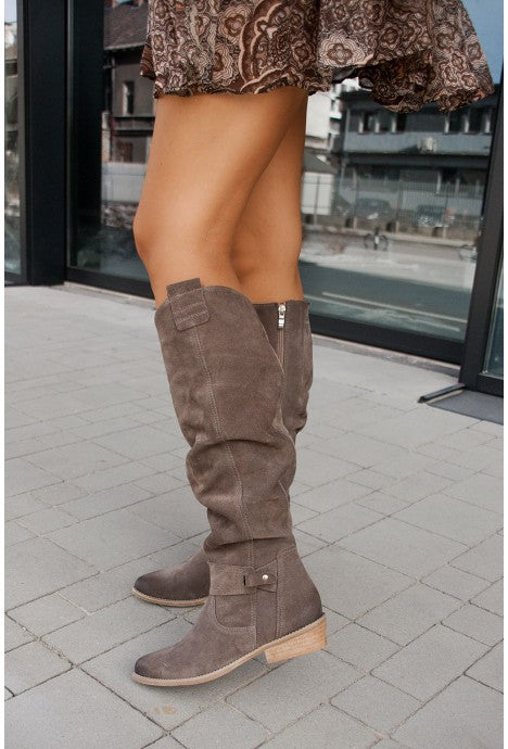 Sarah Express Suede Side Zipper Knight Boots
