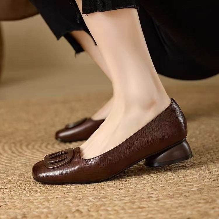 Sarah Express Vintage Round Toe Slip-On Flats