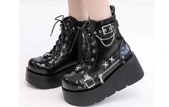 Sarah Express Chunky Round-Toe Platform Wedge Ankle Boots