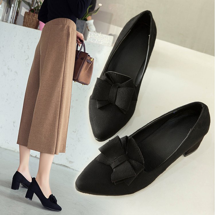 Sarah Express Pointy Toe Chunky Heel Bow Pumps black