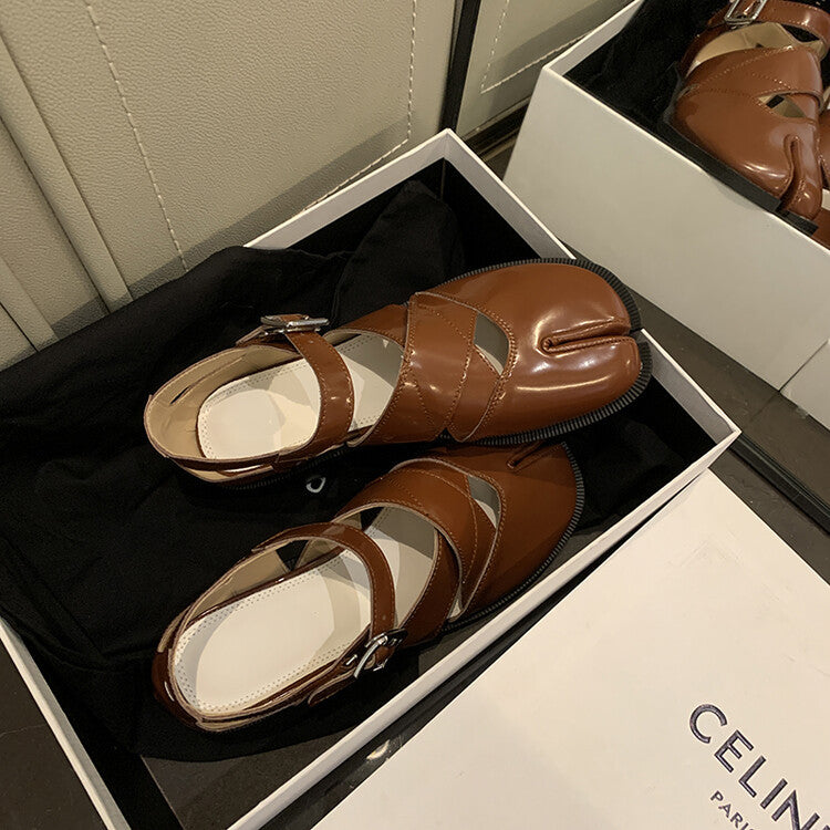 Sarah Express Split-Toe Hollow-Out Leather Flat Shoes