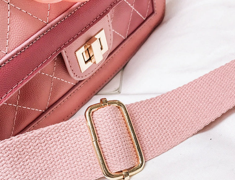 Sarah Express Rhombic Quilted Chain Shoulder Messenger Bag