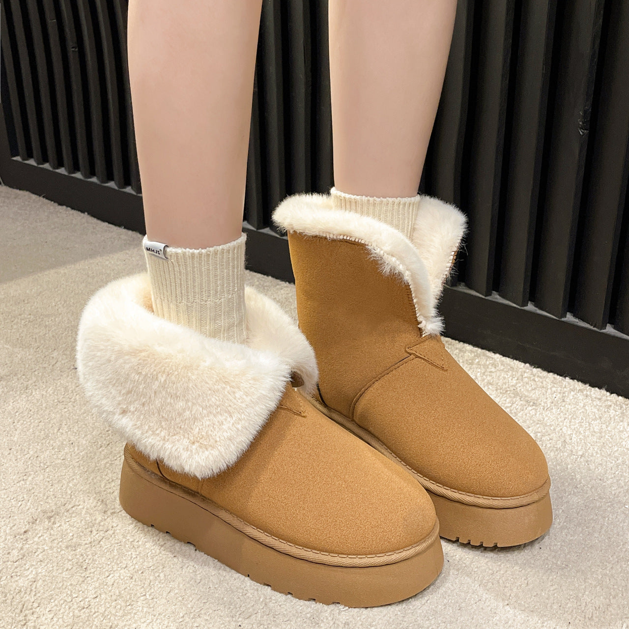 Sarah Express Plush Lined Platform Ankle Snow Boots