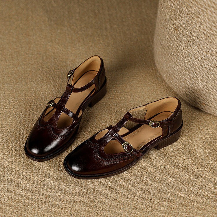 Sarah Express Women's Retro Brogue Buckle Shoes