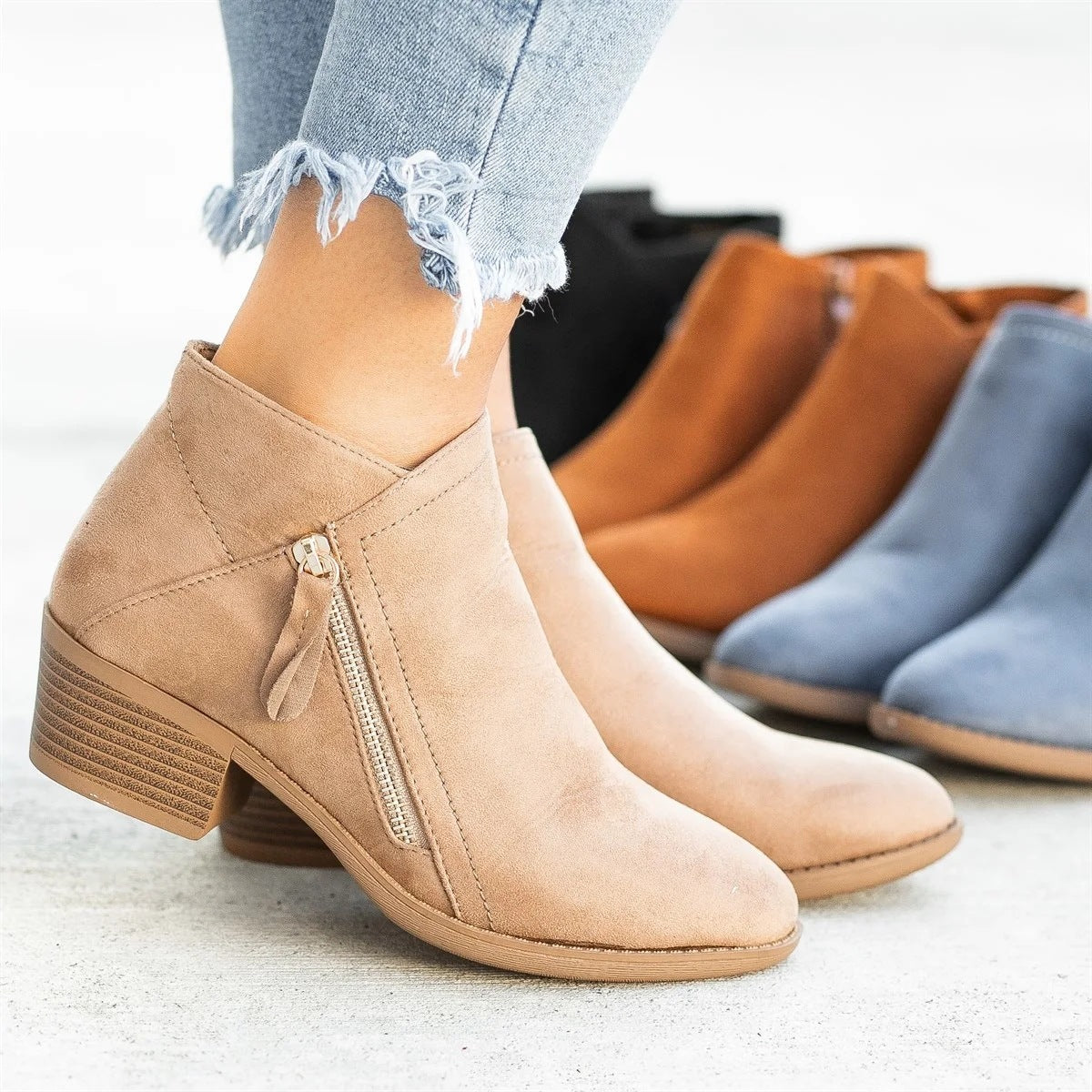 Sarah Express Women's Side Zipper Pointed Ankle Boots