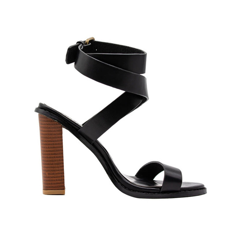 Sarah Express Plus-Size Chunky Heel Open-Toe Sandals Black