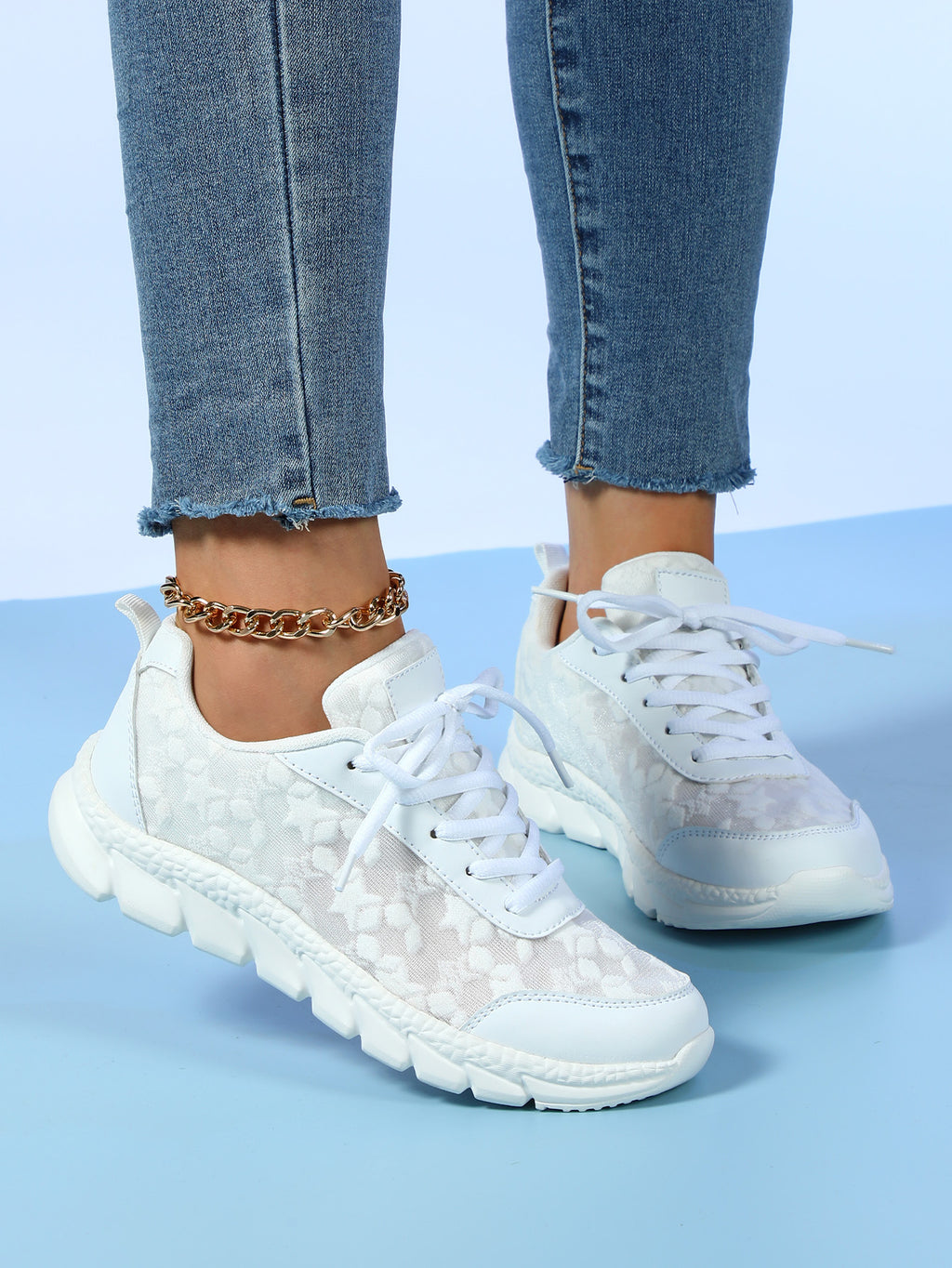 Sarah Express Women's Breathable Lace-Up Casual Sneakers