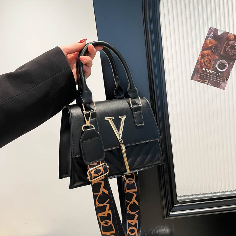 Sarah Express Structured Tassel Crossbody Bag Black