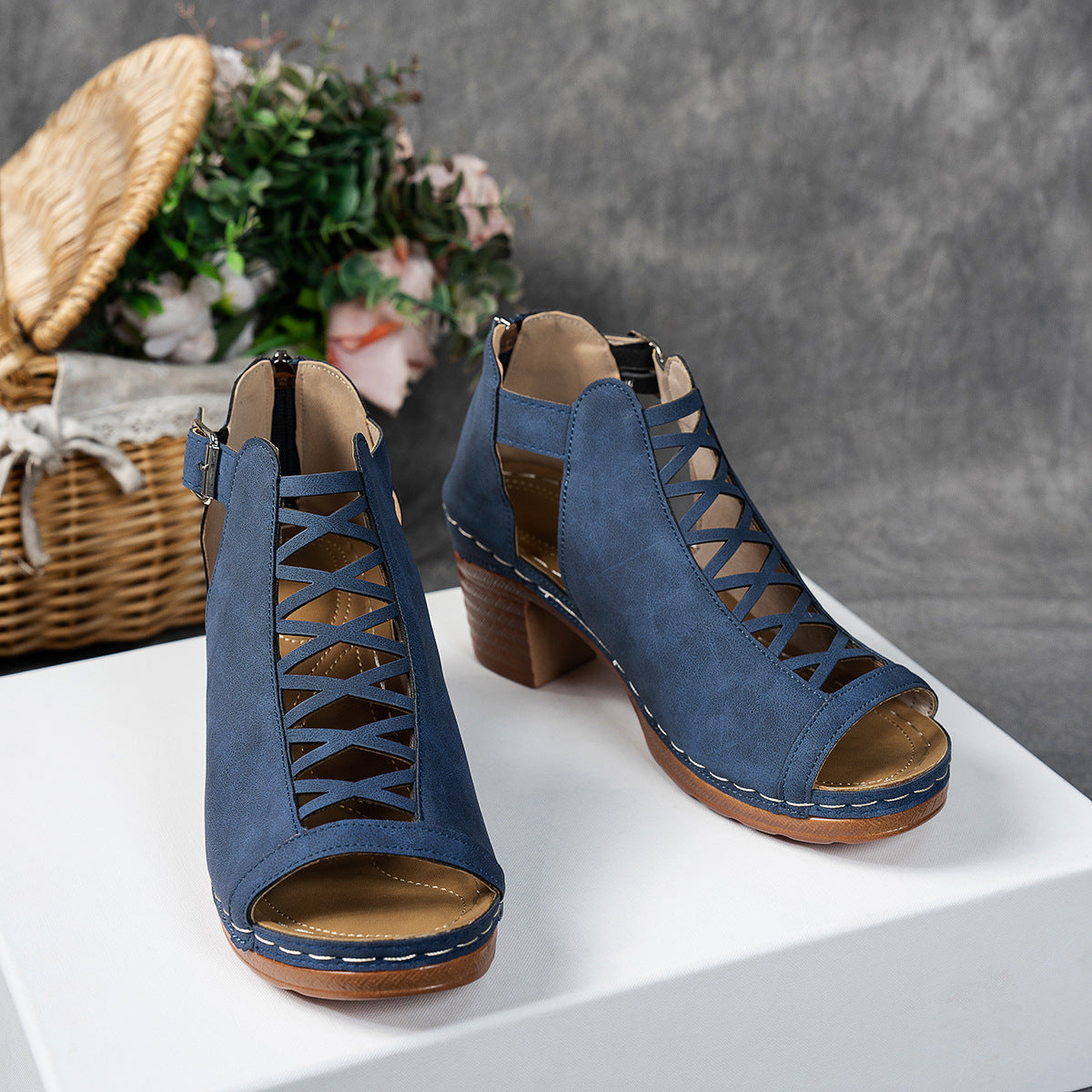 Sarah Express Women's Chunky Block Heel Open Toe Sandals Blue