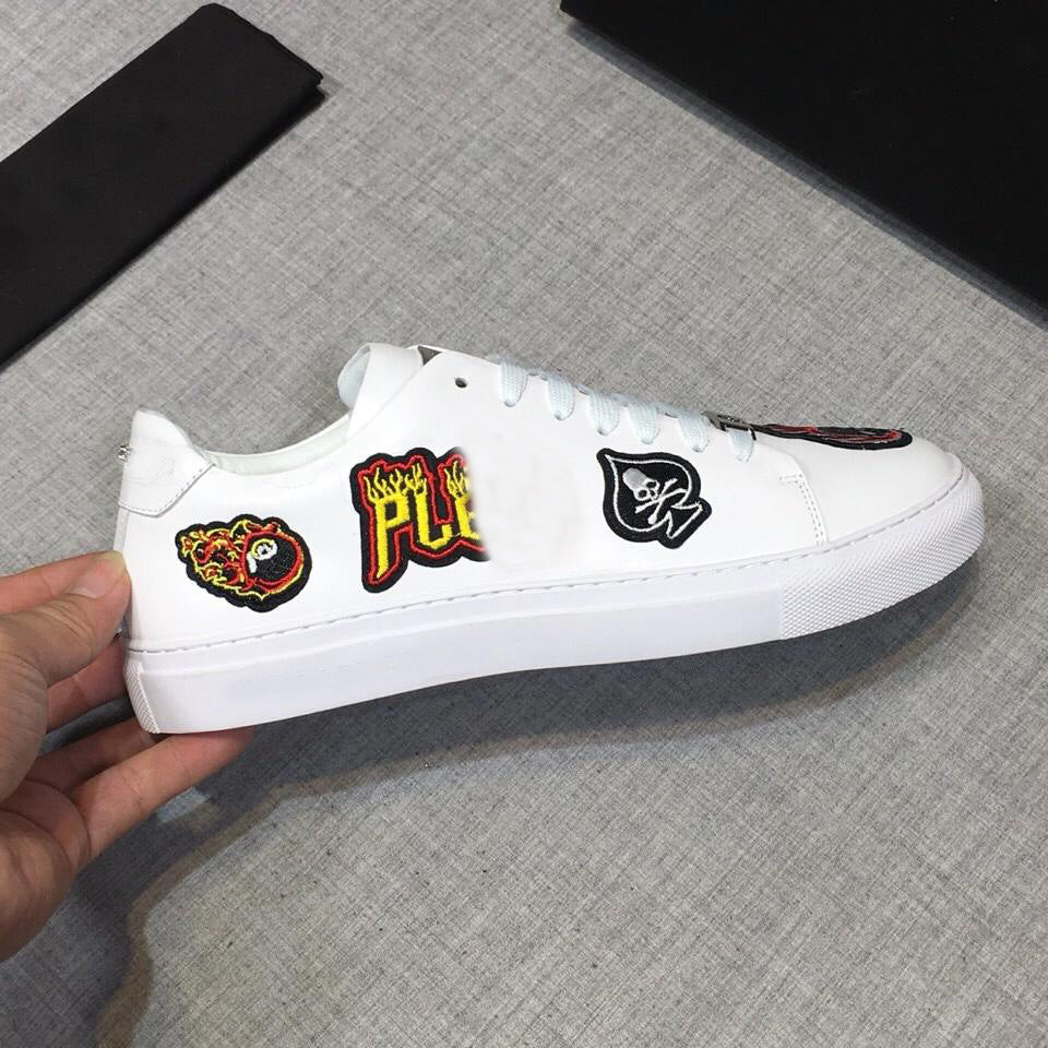 Sarah Express Graphic Patch Casual Men Sneakers