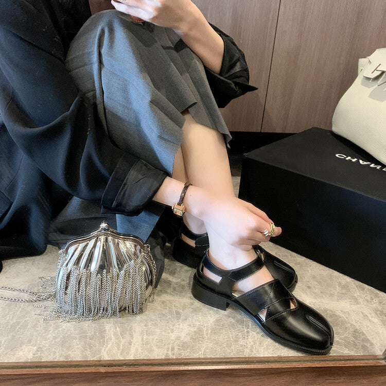 Sarah Express Split-Toe Hollow-Out Leather Flat Shoes