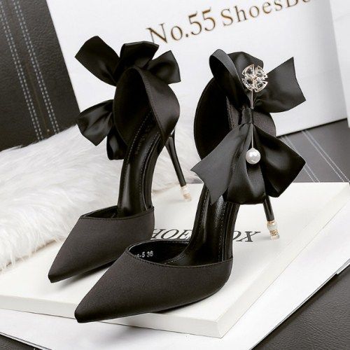Sarah Express Pointed Toe Bow Stiletto Pumps Black
