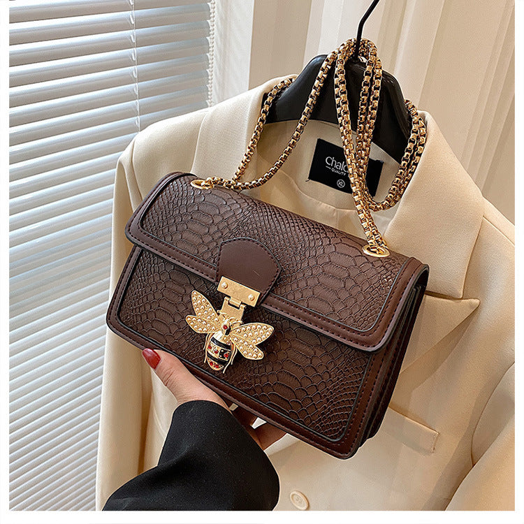 Sarah Express Retro Bee Emblem Chain Messenger Bag