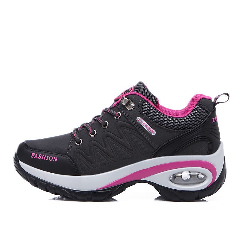 Shoes – product detail alternate view
