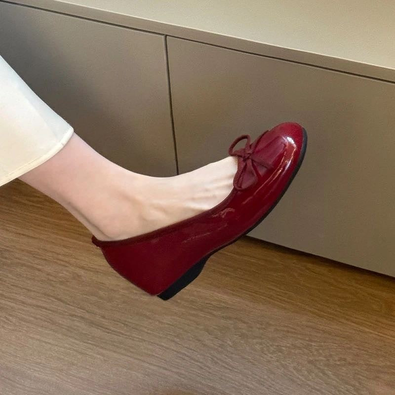 French Style Square Toe Ballet Flats – square toe detail alternate view 5
