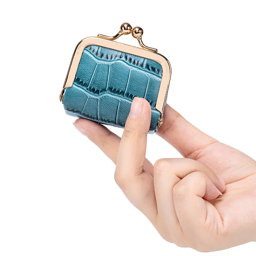 Sarah Express Crocodile Pattern Genuine Leather Coin Wallet
