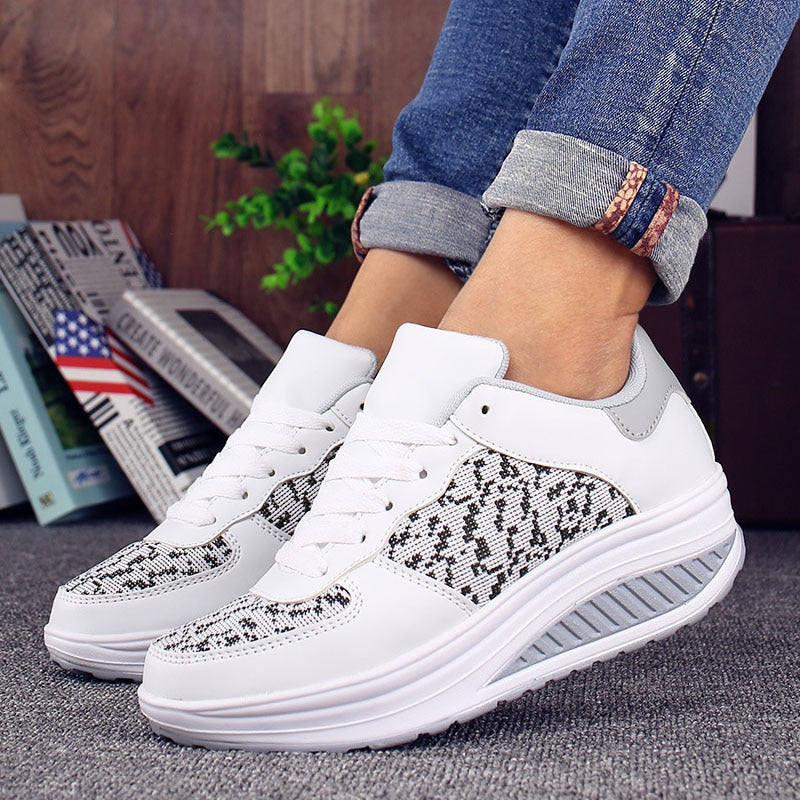 Women's Platform Wedge Casual Sneakers – sole profile